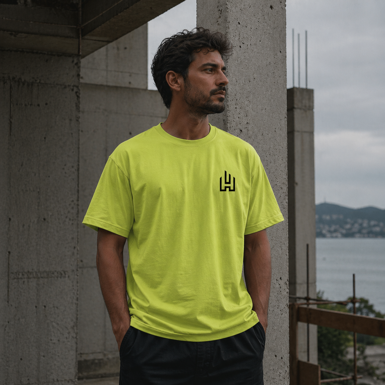 Camiseta masculina verde · frente